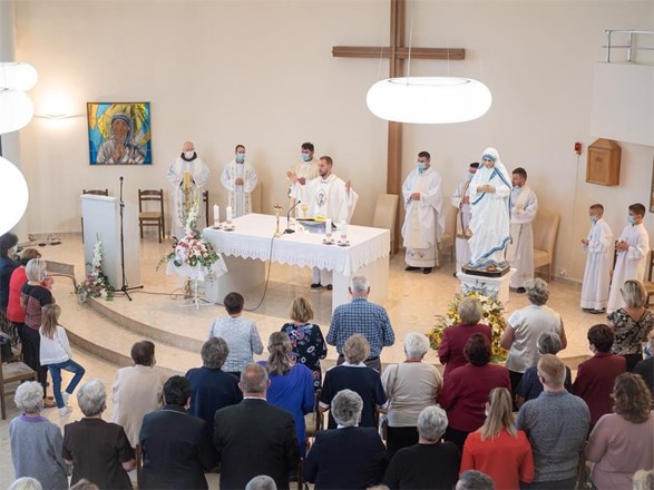 ŽUPNA SVETKOVINA SVETE MAJKE TEREZIJE SVEČANO PROSLAVLJENA U  U STARIGRADU, KOPRIVNICA